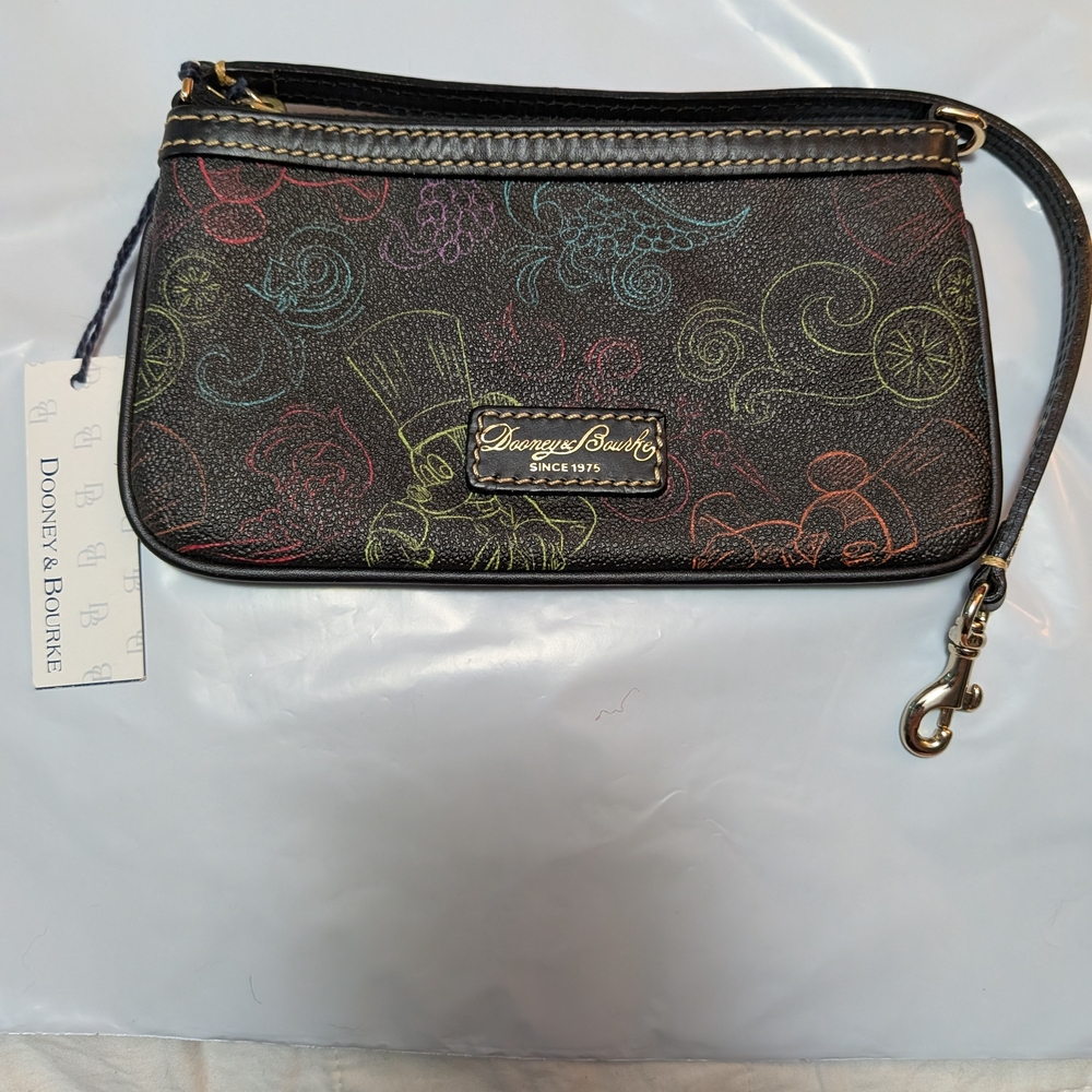 Disney Dooney & Bourke Epcot International Food & Wine Festival Wristlet 2014